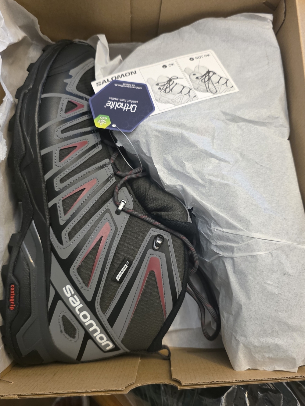 Salomon Men's Black and Gray Trail Boots with Red Accents